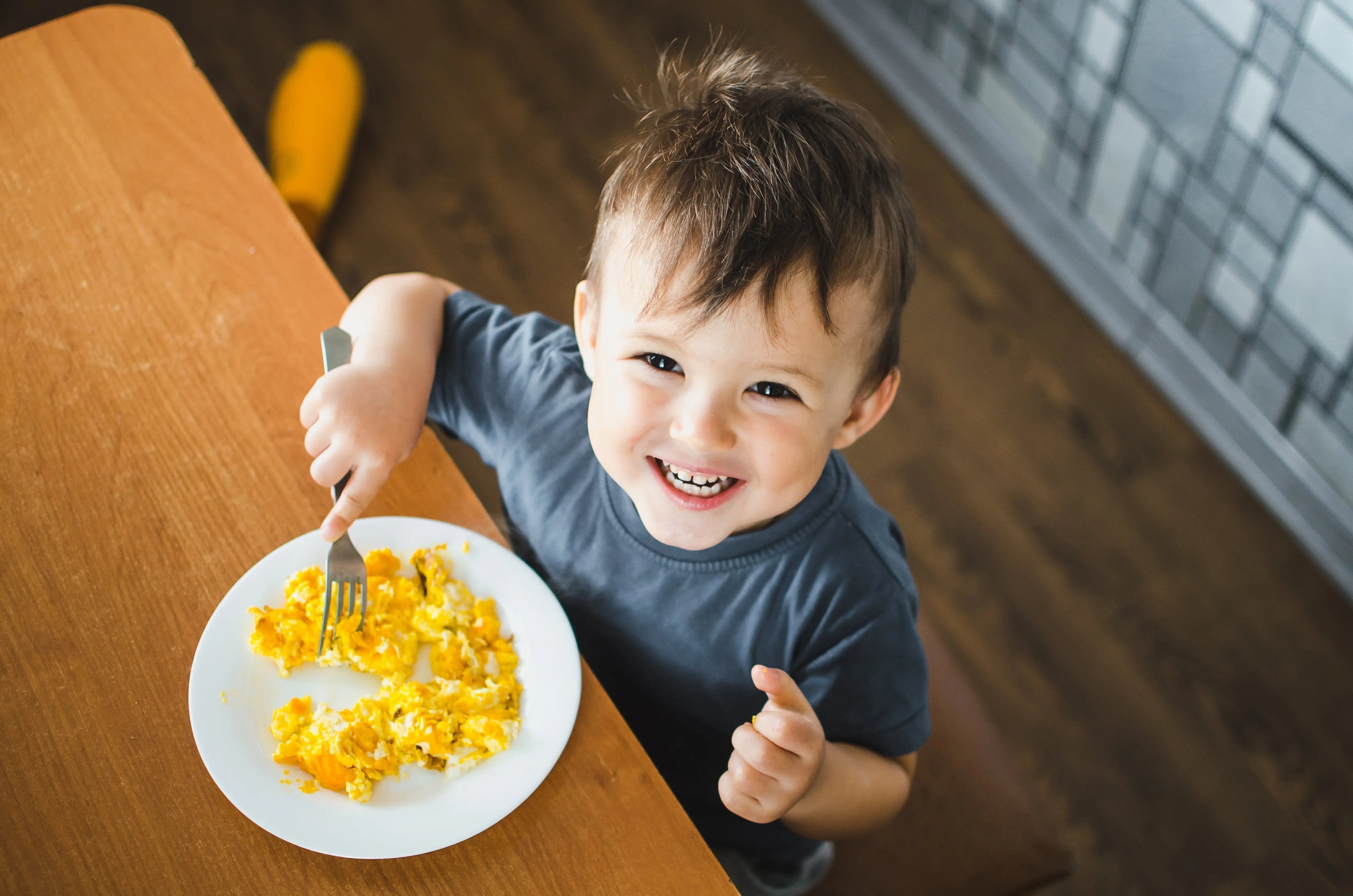 7-Superfoods-to-Help-Your-Child-Sleep-Better-Tonight My Night Light